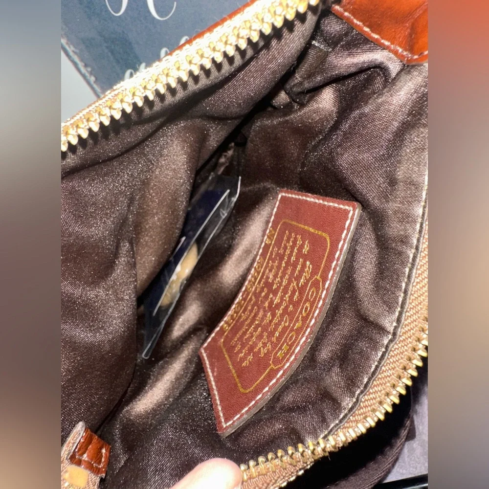 Coach Brown Signature Crossbody With Two HANGTAGS ZERO CALLOUTS - Picture 5 of 5